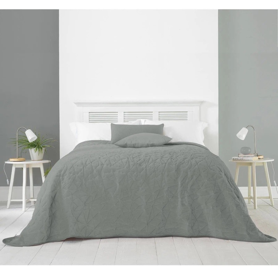 Alexa Bedspread Plush Velvet Quilted Style Combi Size 240 x 260cm - Grey