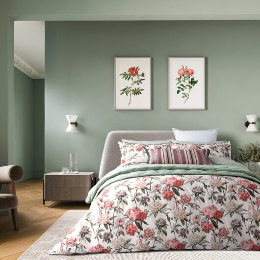 Bedeck of Belfast Pure Cotton Elswyth Bedding Set Red Mix