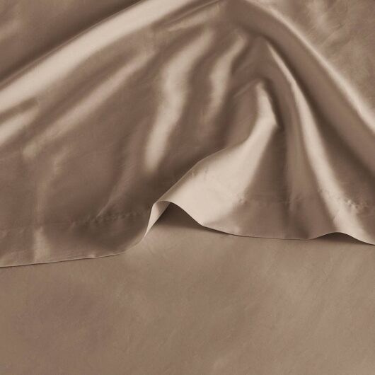 Bedfolk Pure Cotton 300 Thread Count Flat Sheet Light Brown