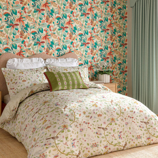 Sanderson Pure Cotton Sateen Aril's Garden Bedding Set Green Mix
